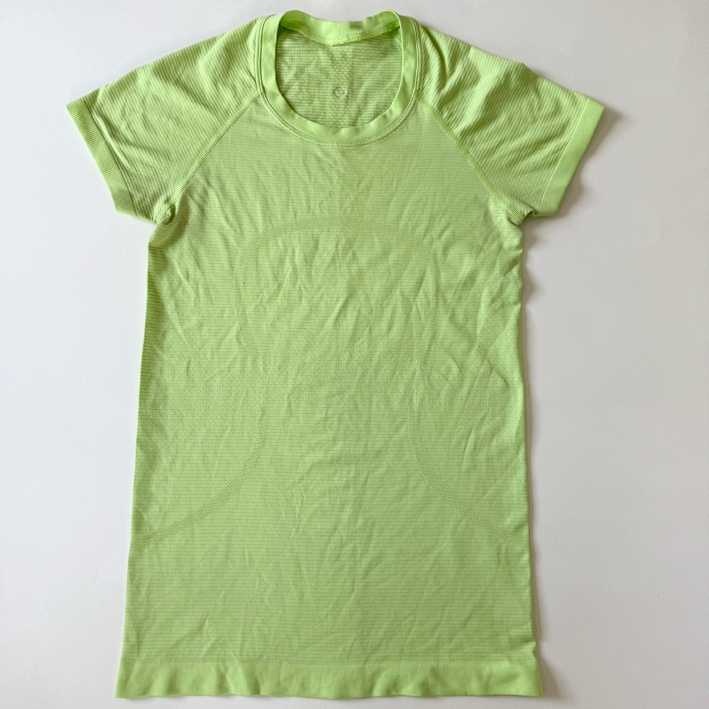 Lululemon Swiftly Tech Short Sleeve 2.0
